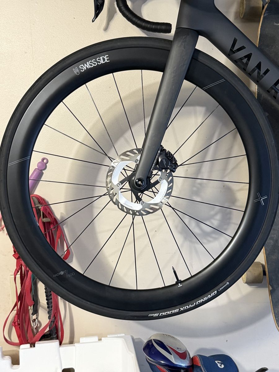 Swiss Side Hadron 500 - DT Swiss Hubs - Carbon Wheels