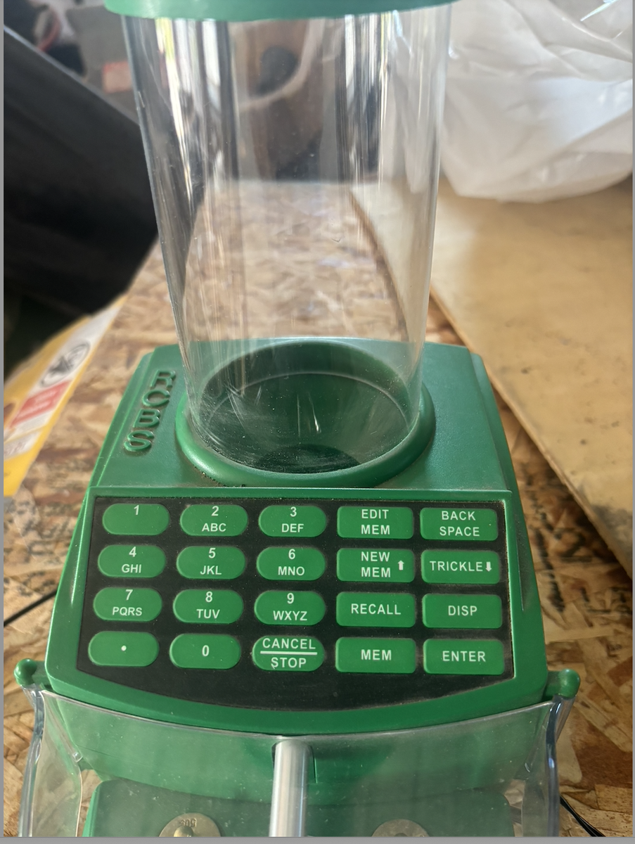 RCBS Charge Master 1500 Electronic Powder Measure and Dispenser