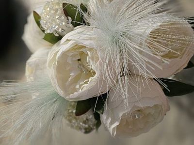 Beautiful Handmade Artificial Flower Bouquets - Perfect for Weddings, Home Decor, or Special Events