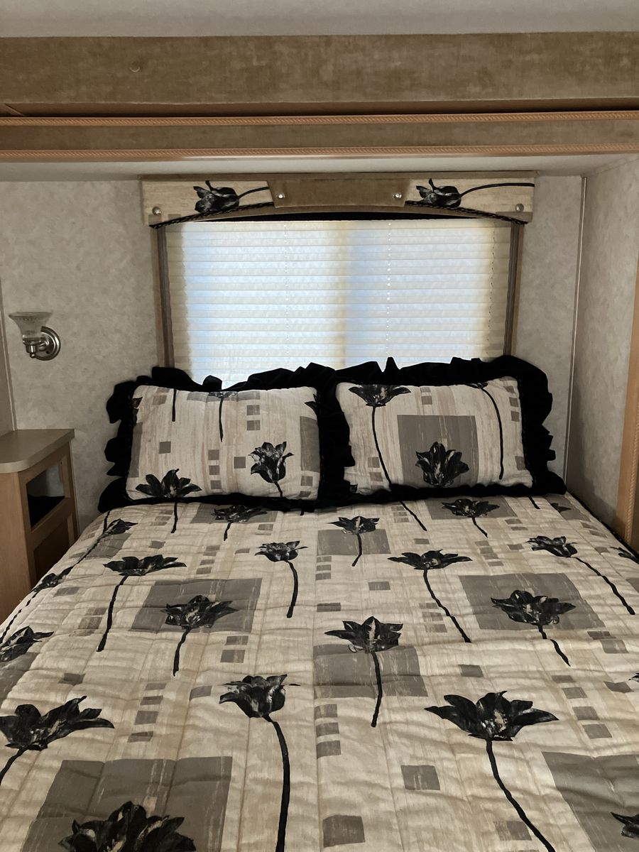 Main image 21