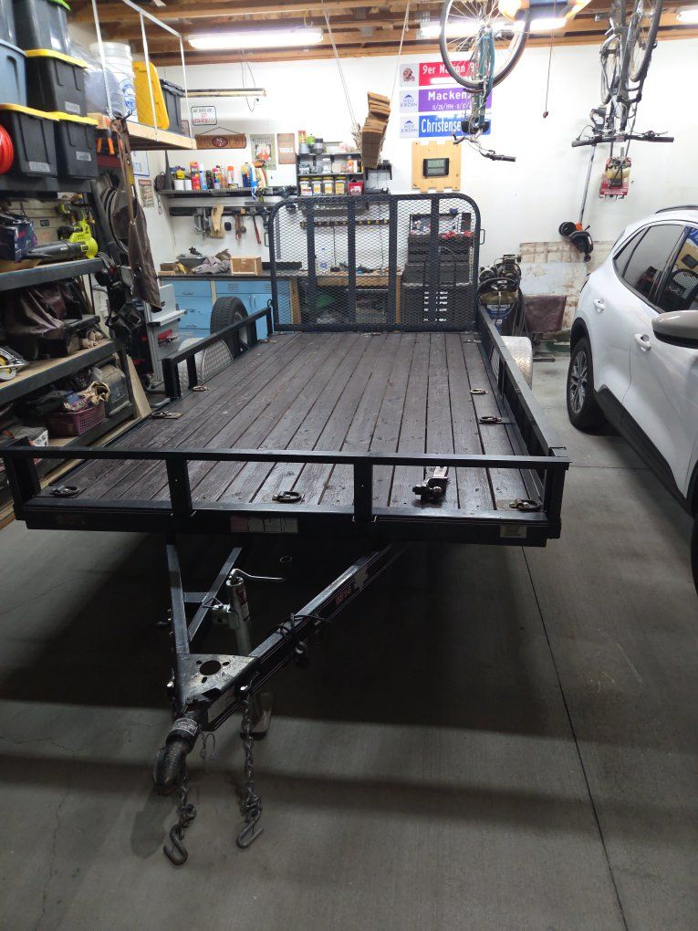 Nice utility/Flat Bed Trailer