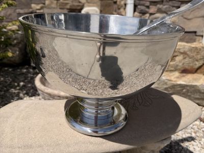 Grand Classic Punch Bowl