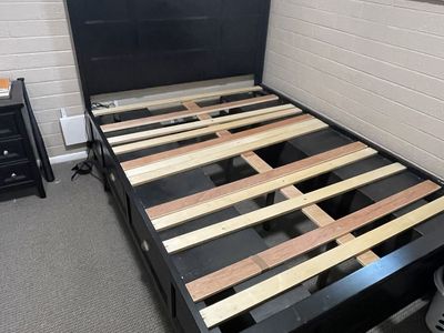Queen Bedroom Set $250 for all!!