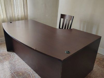 executive desk *free*