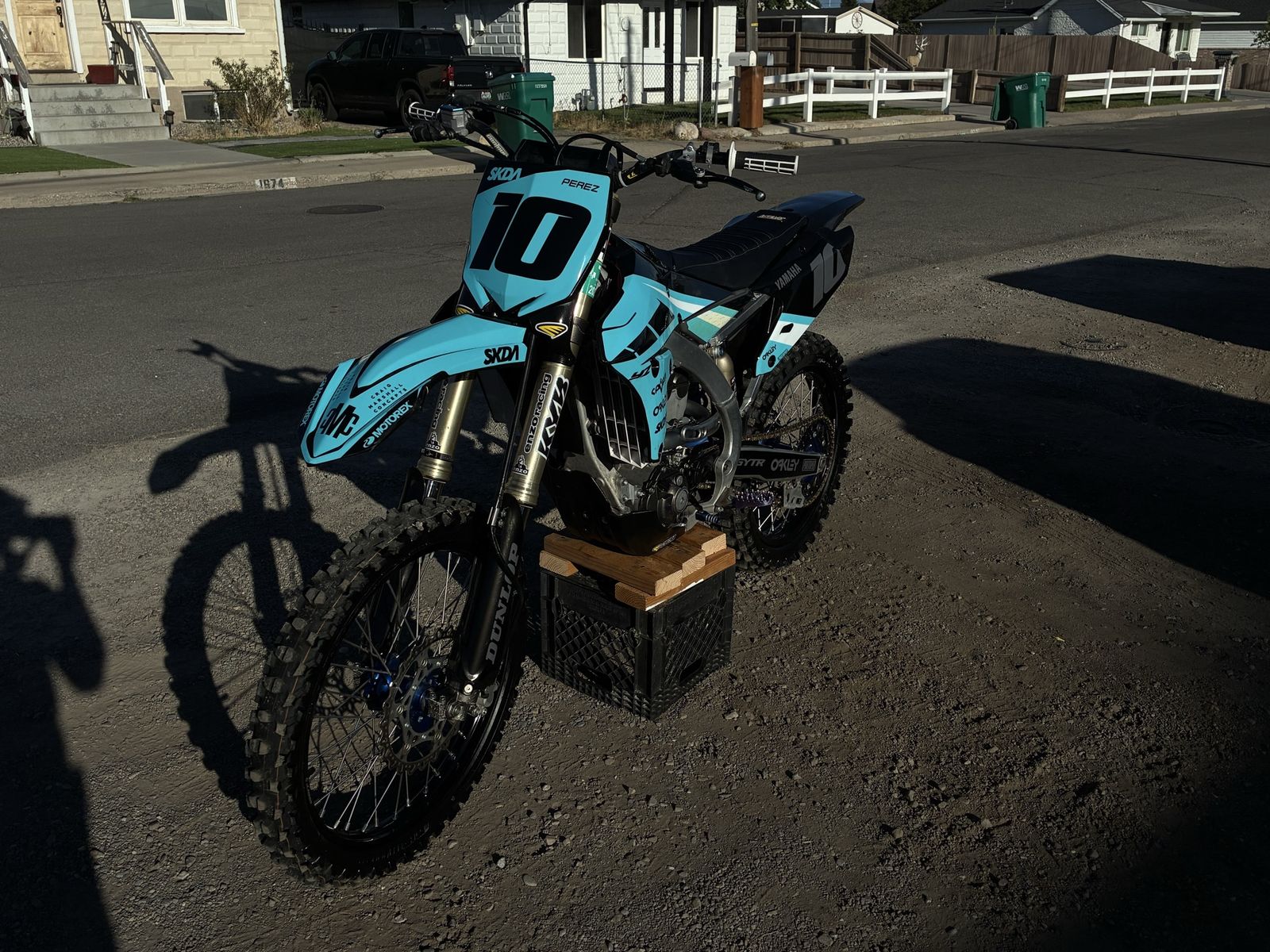 2016 Yamaha YZ250F 4-Stroke Dirt Bike - Light Blue/Black with SKDA & Oakley Graphics