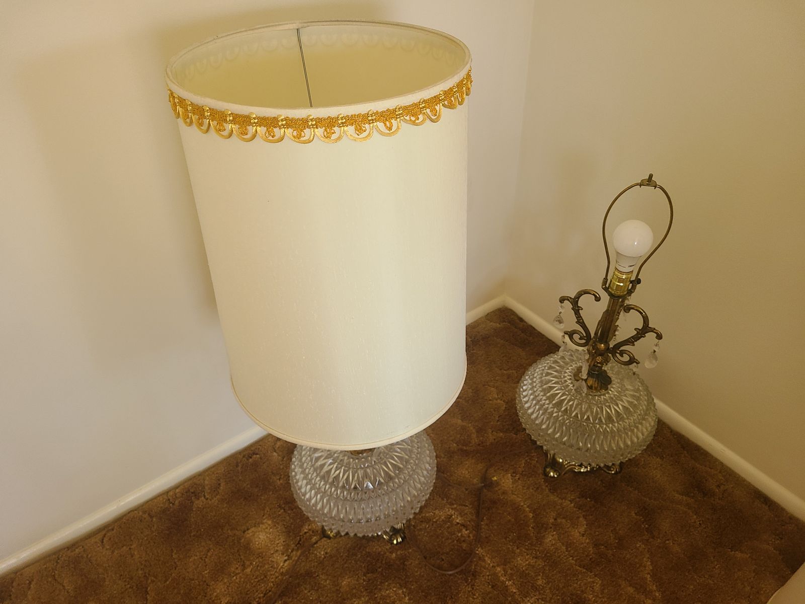Vintage Hollywood Regency Pressed Glass Ball Lamps - Matching Pair
