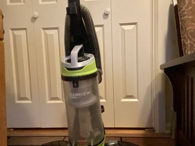 Bissell CleanView Swivel Upright Vacuum Cleaner