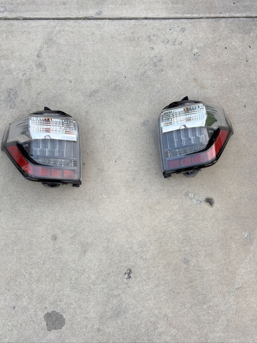Toyota 4 runner Taillights