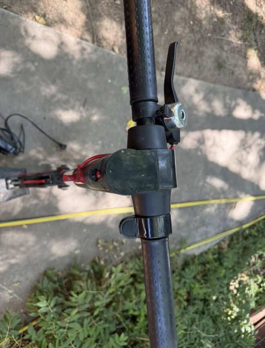 Electric scooter