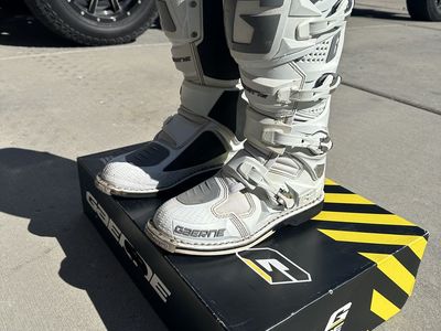 Gaerne SG 12 Men’s Moto Boots Size 10