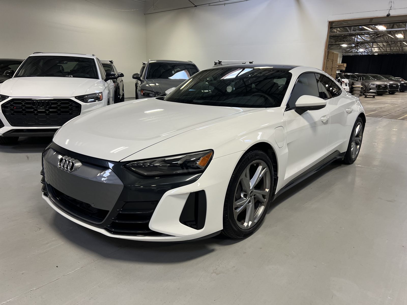 2022 Audi e-tron GT quattro Premium Plus