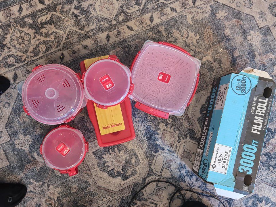 Sistema Microwave Cookware and Food Storage Container Set Red
