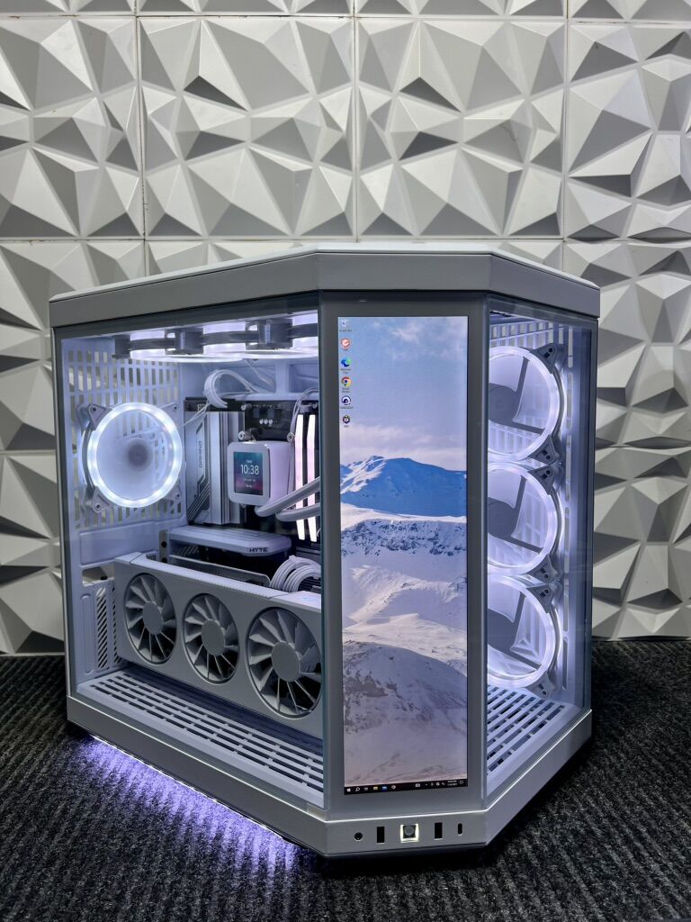 Ultimate RGB Gaming PC