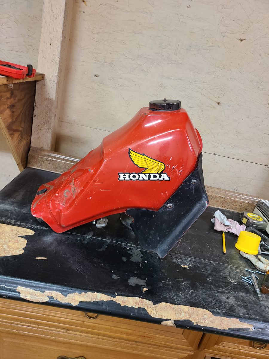 Atc 83,84 250r fuel tank