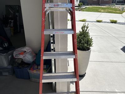 Werner 6-Foot Fiberglass Stepladder