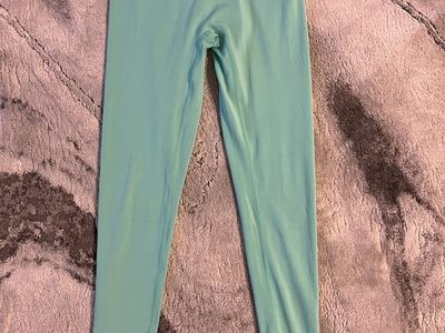PARAGON RELUNA Mint Green High Waisted Leggings - Size Medium - Recycled Polyester/Spandex