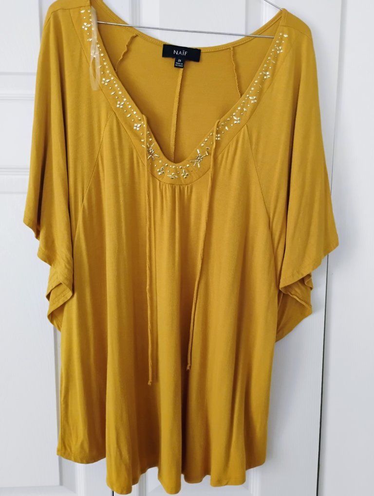 women's plus size blouses
