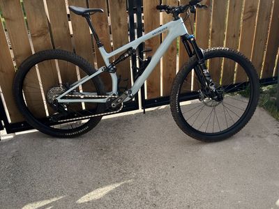 Specialized Epic Evo 8 Comp - 2025, L