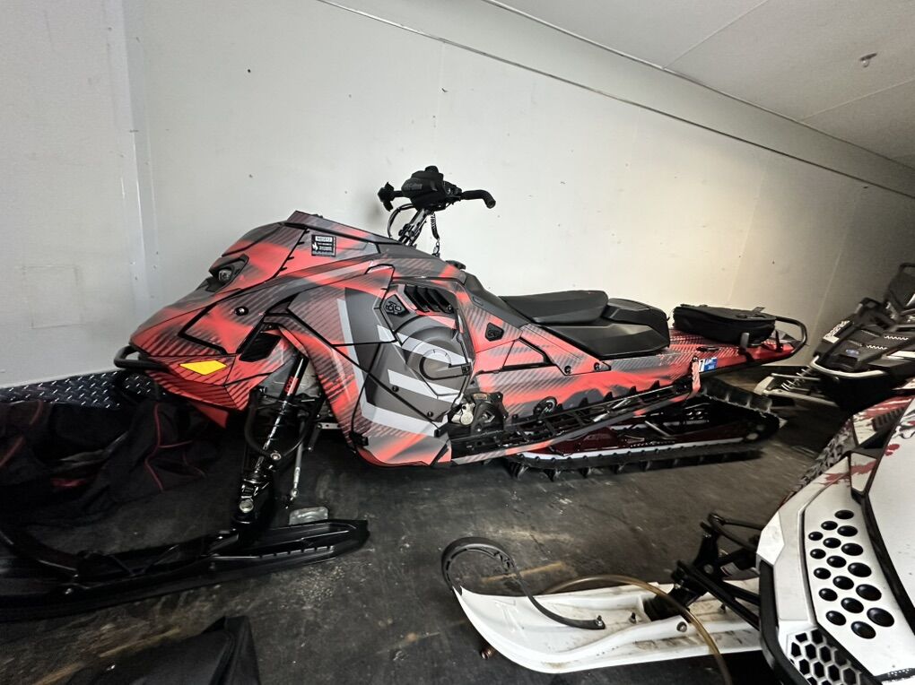 2024 Ski Doo Summit X 850 Turbo