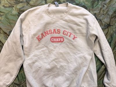Kansas City Chiefs Karma 87 Sweatshirt Cream - Size L