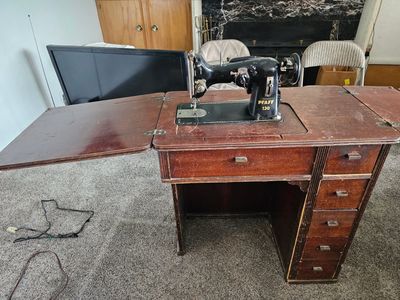 Vintage Pfaff 130 Sewing Machine with Cabinet