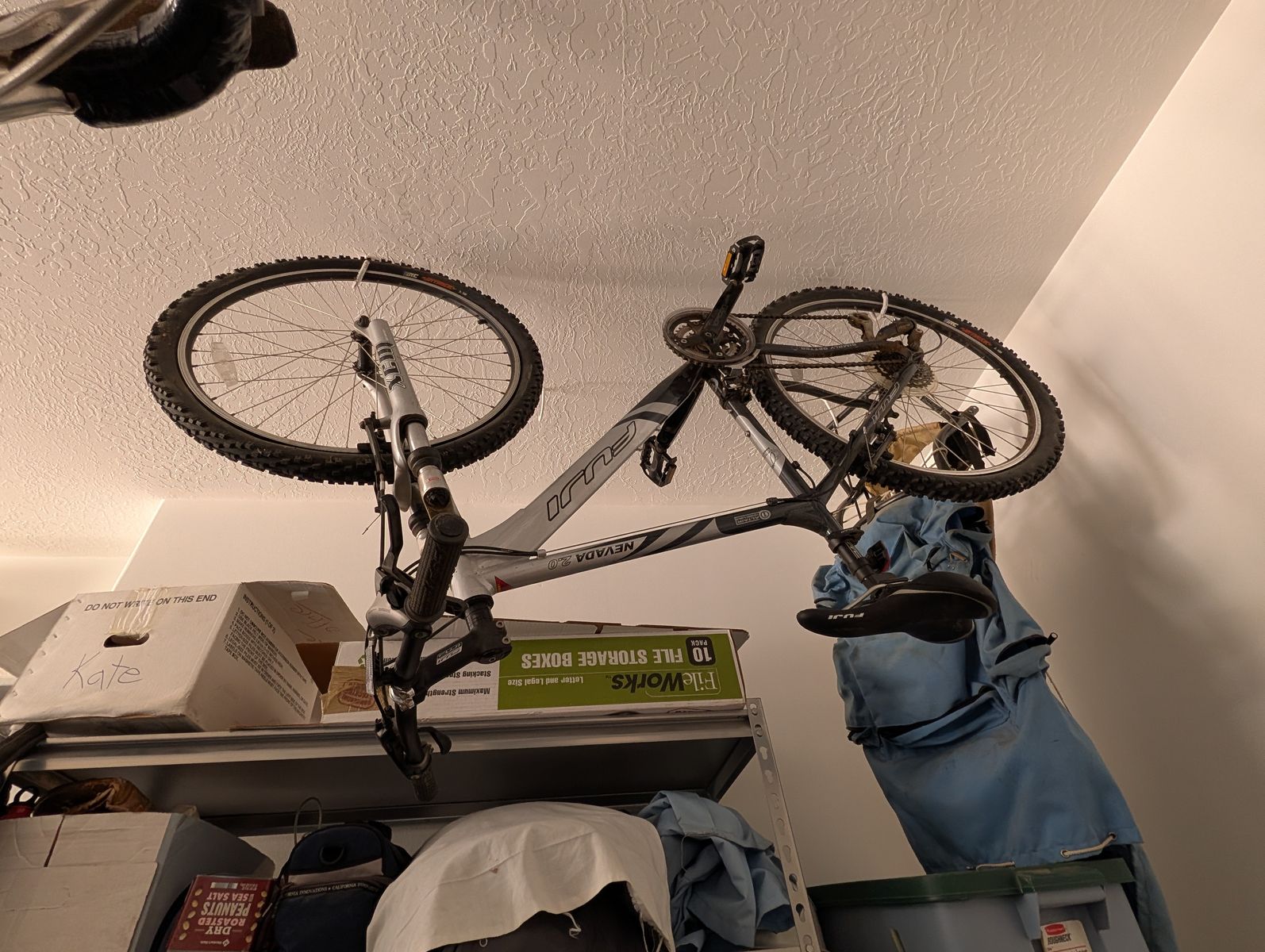 Fuji Nevada 2.0 Mountain Bike - Lightweight Aluminum Frame, Front Suspension, 26-inch Wheels