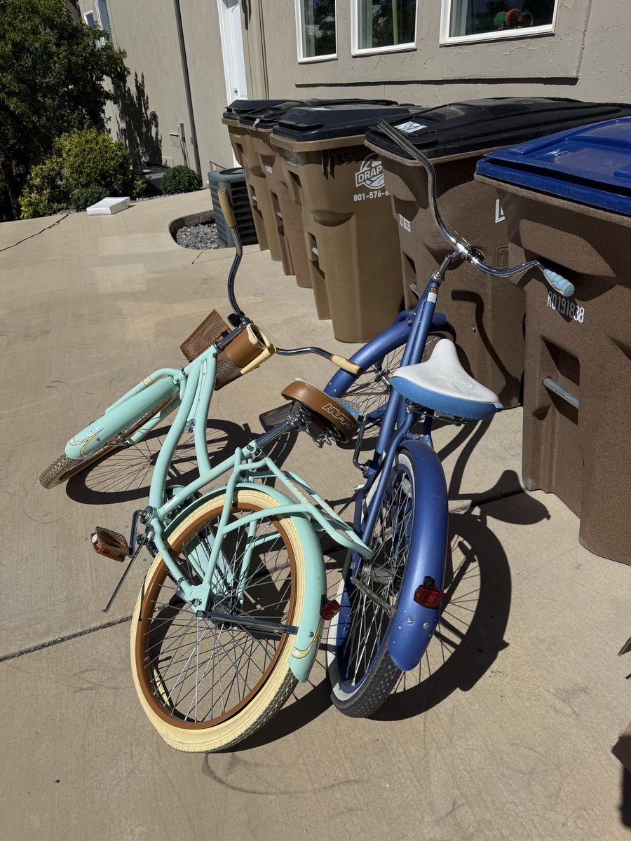 FREE CRUISER BIKES
