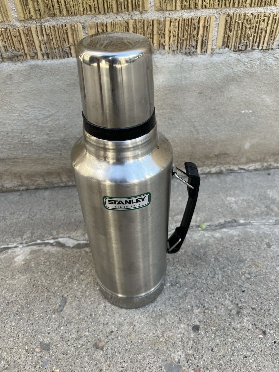 Stanley Legendary Classic 1.9L (2 Qt) Thermos - 18/8 Stainless Steel Vacuum Bottle