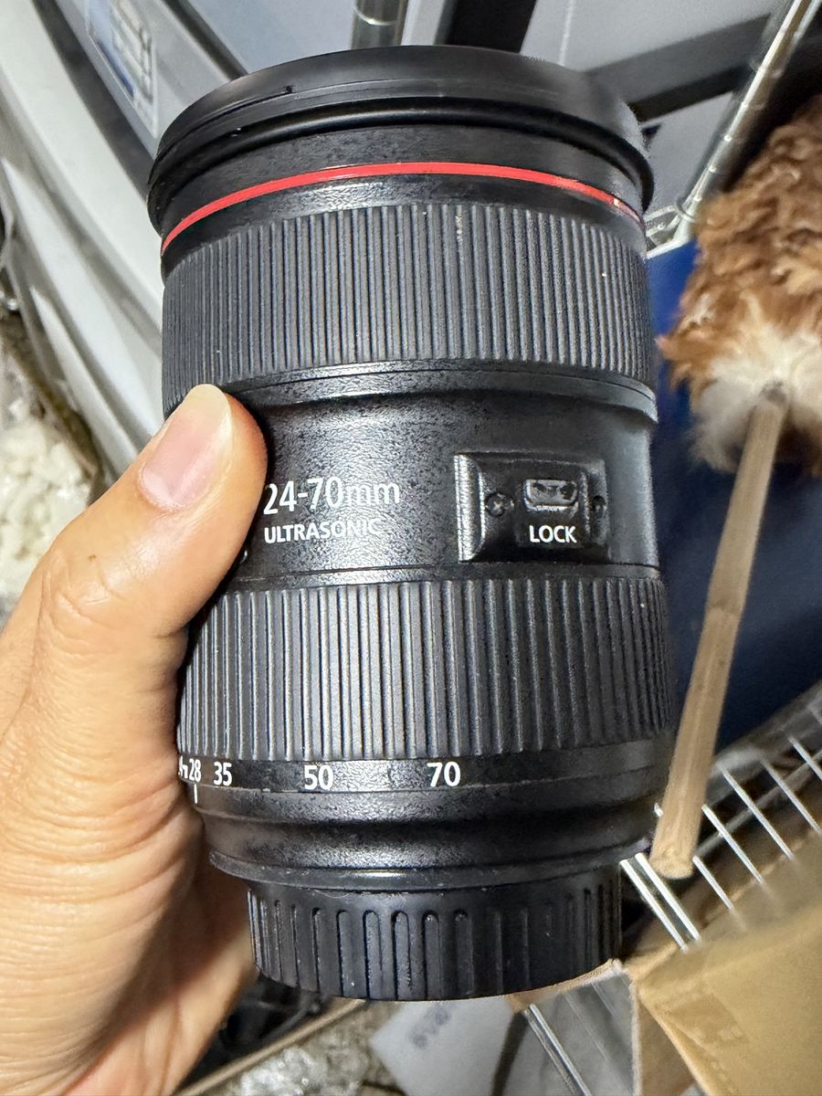 24-70 mark 1 725$, mark ii 949$