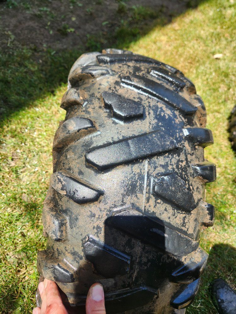 Main image 6