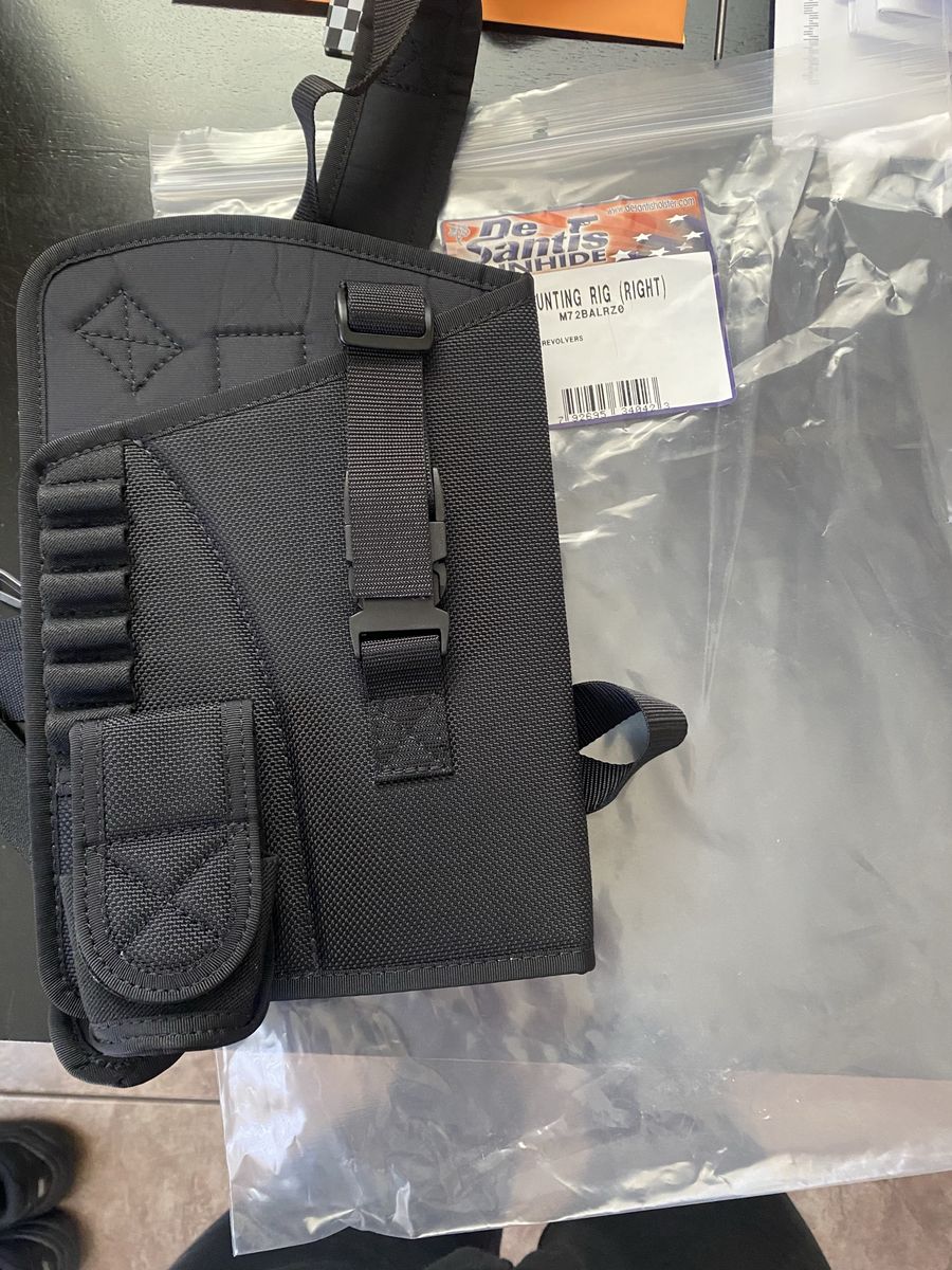 DeSantis Gunhide Yukon Hunting Rig M72BALRZ0 - Right-Handed Shoulder Holster for Large Revolvers