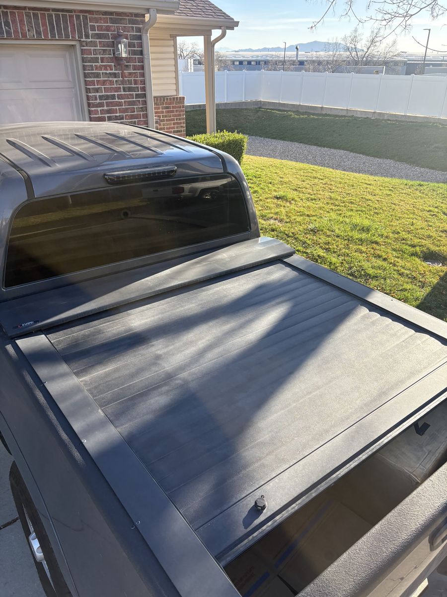 Tonneau Cover For GMC canyon/colorado