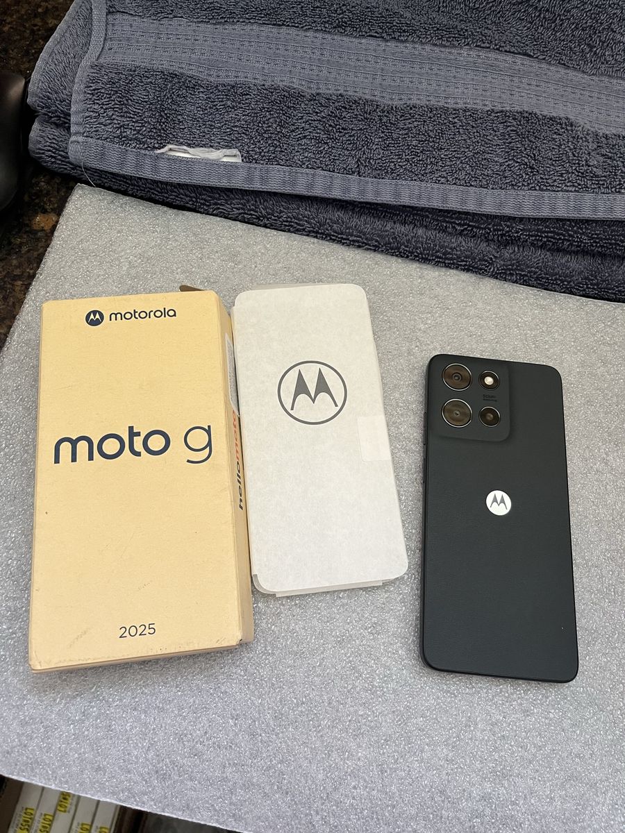 Motorola Moto G 2025 - 50MP Quad Pixel Camera Smartphone - Use T-Mobile