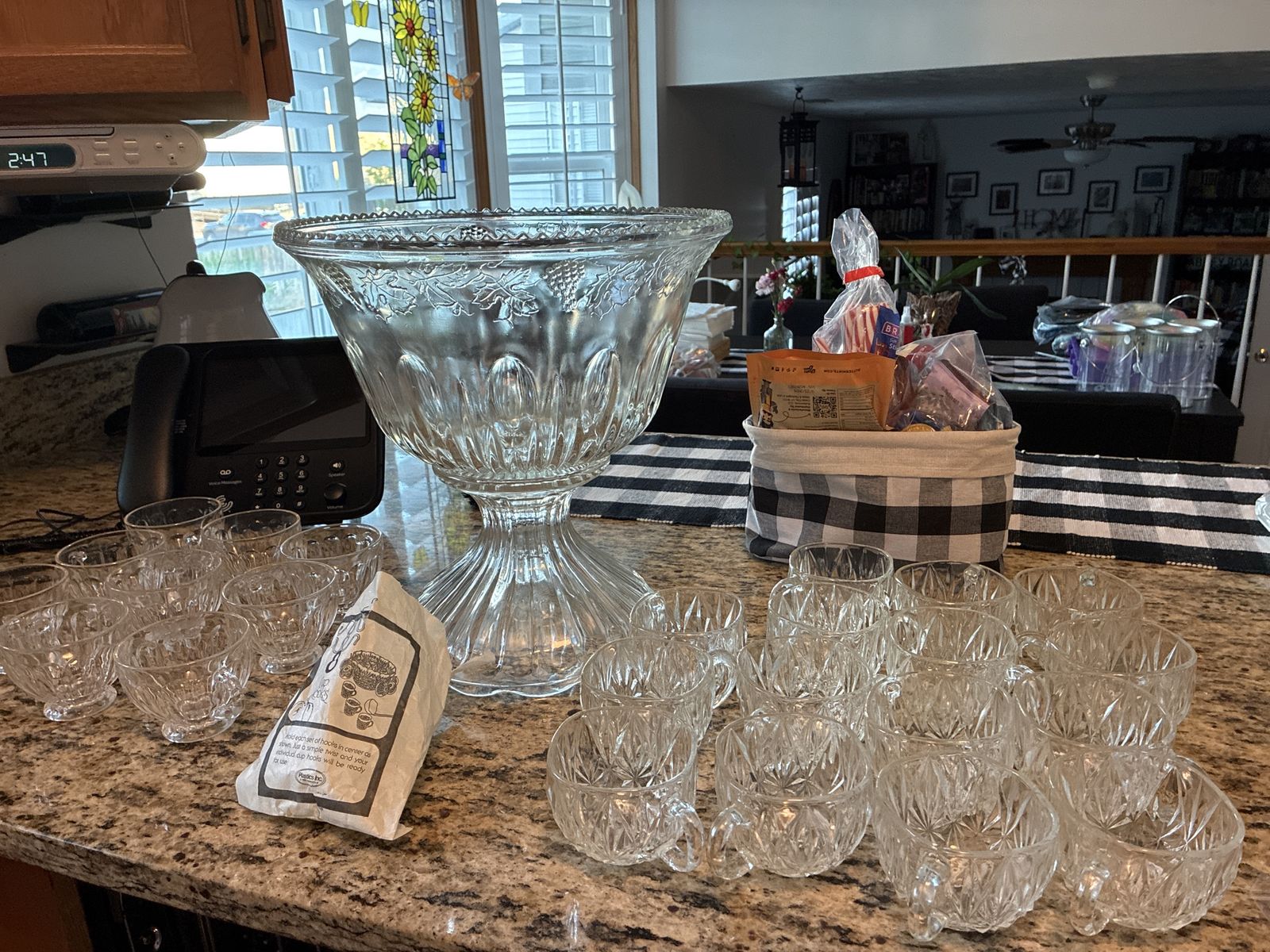 Vintage Grape Punch Bowl Set