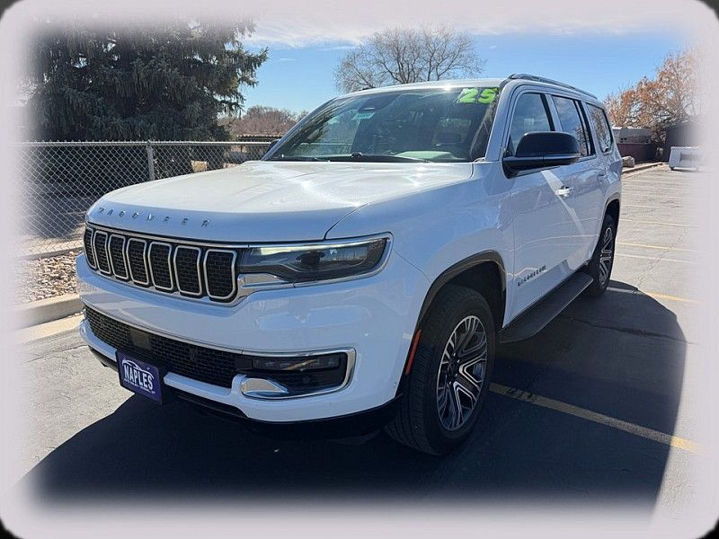 2025 Jeep Wagoneer Base