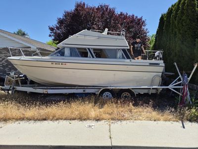 1982 Bayliner Flybridge Cruiser