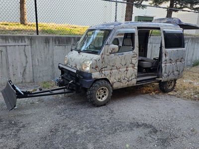 1999 4×4 Mitsubishi town box