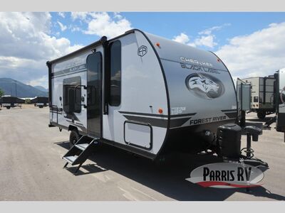 New 2026 Forest River RV Cherokee Wolf Pup Black Label 16FQWBL