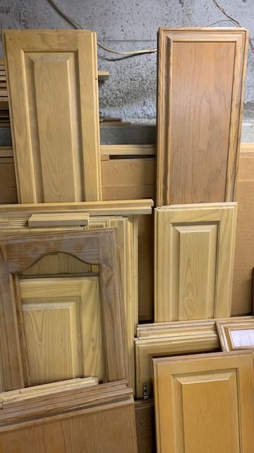 Cabinet doors, drawerfronts, ash veneer and misc parts