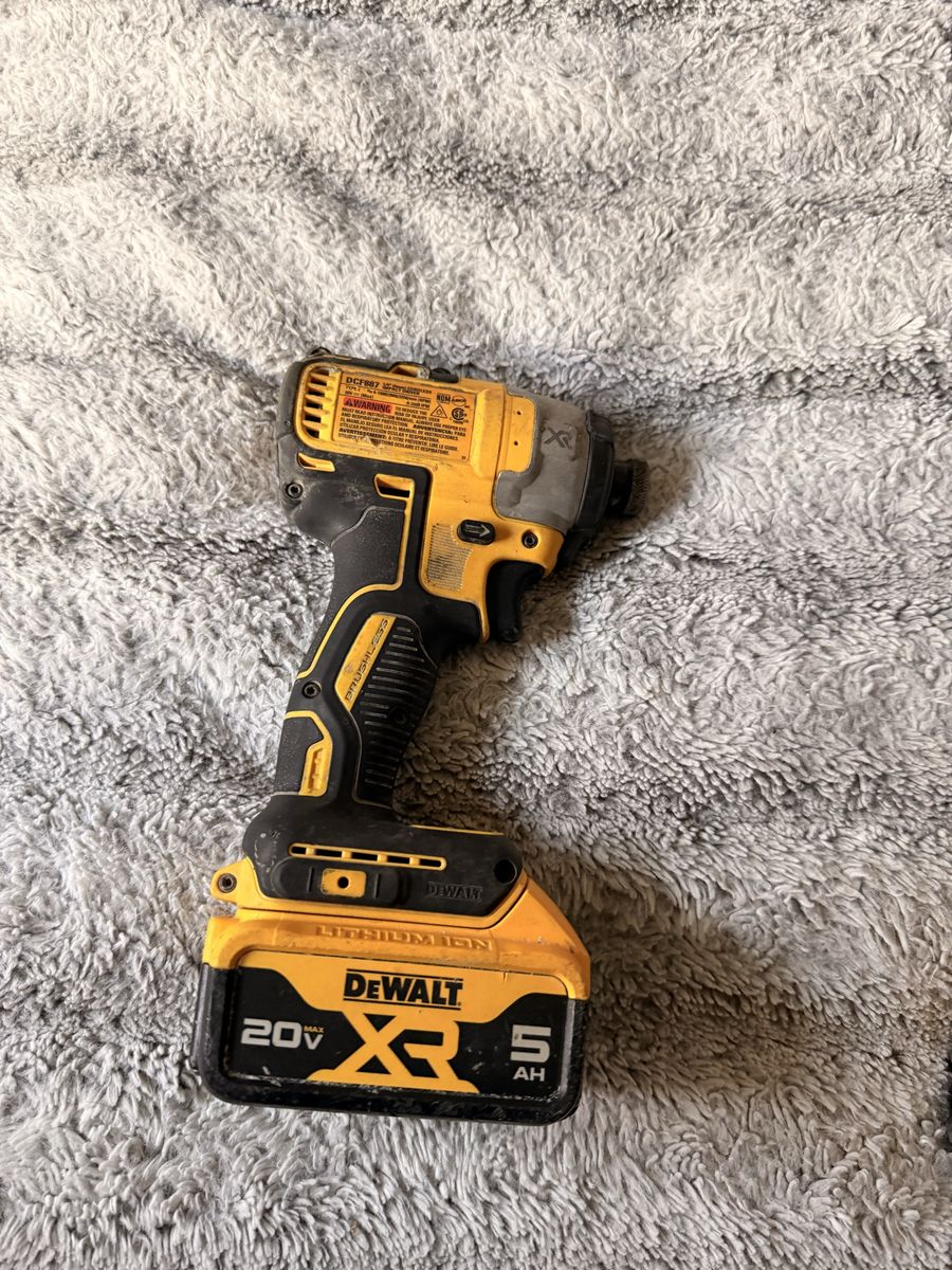 Dewalt drill And Battery