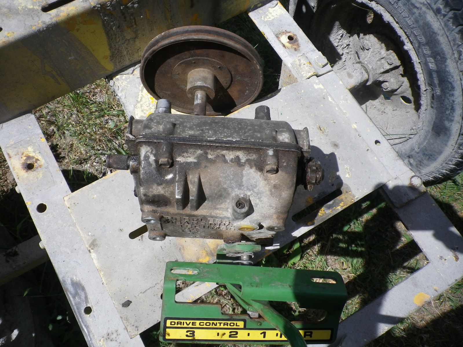 John Deere  Ariens -Peerless transmission