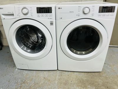 LG stackable washer and dryer set
