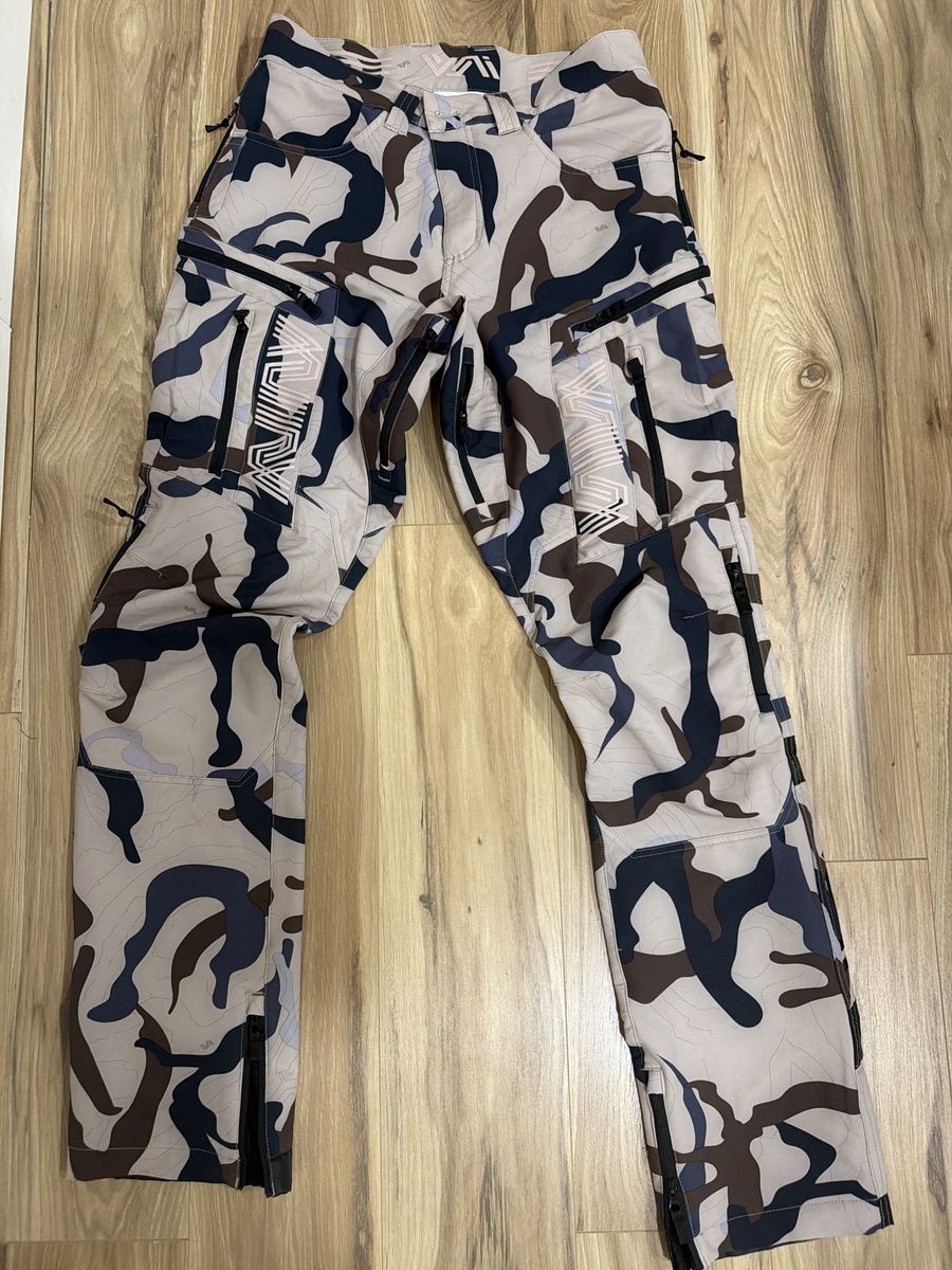 Vuni Altitude Pants Camo Size 30x34