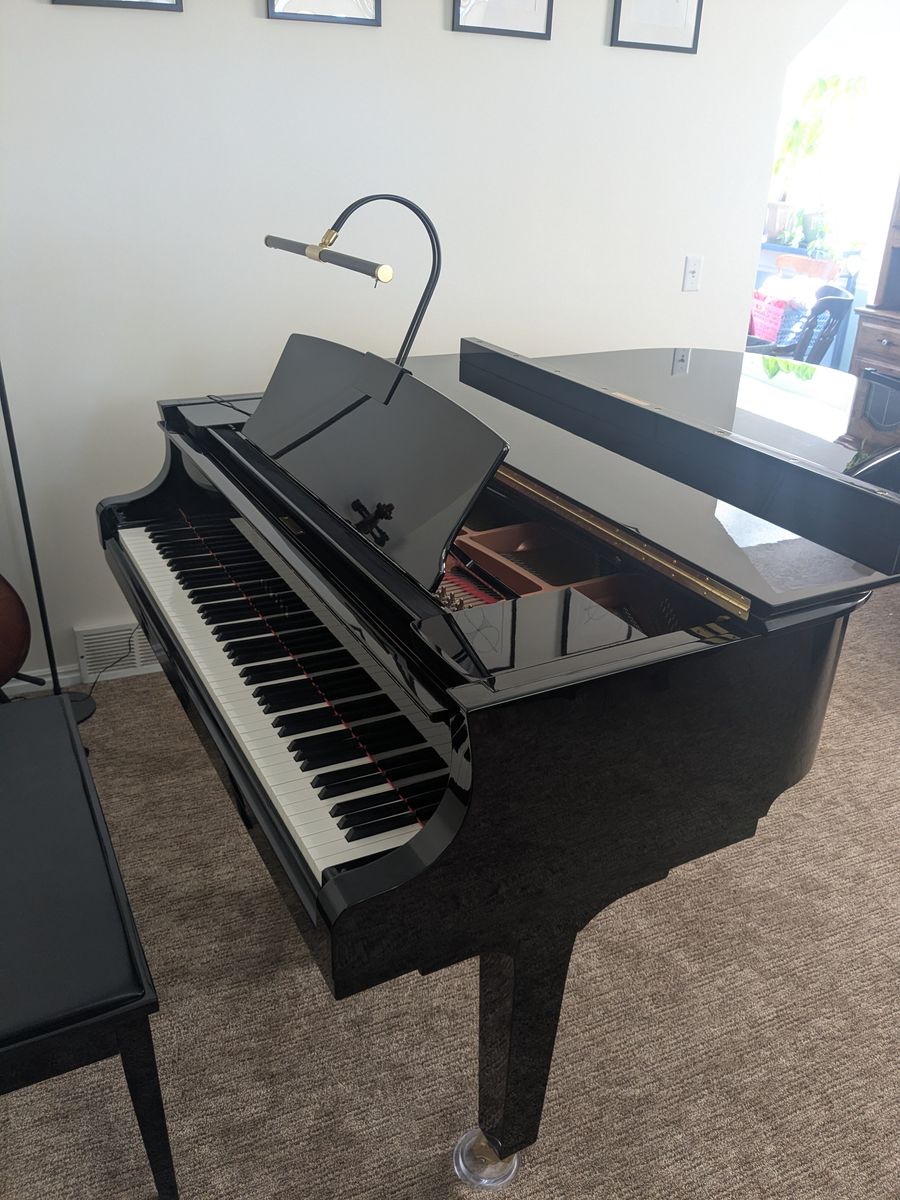 Yamaha C3X Grand Piano — 6'1" Polished Ebony — Like New (2021)