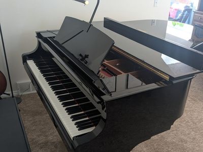 Yamaha C3X Grand Piano — 6'1" Polished Ebony — Like New (2021)