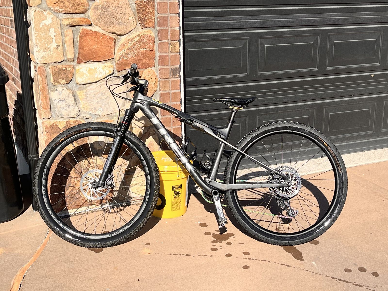TRECK SUPERCALIBER 9.9 full carbon (SRAM AXS), (full carbon)