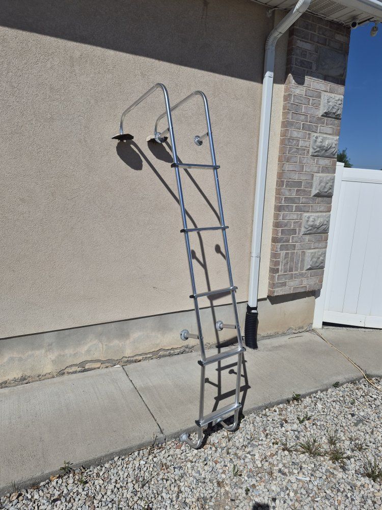 rv ladder