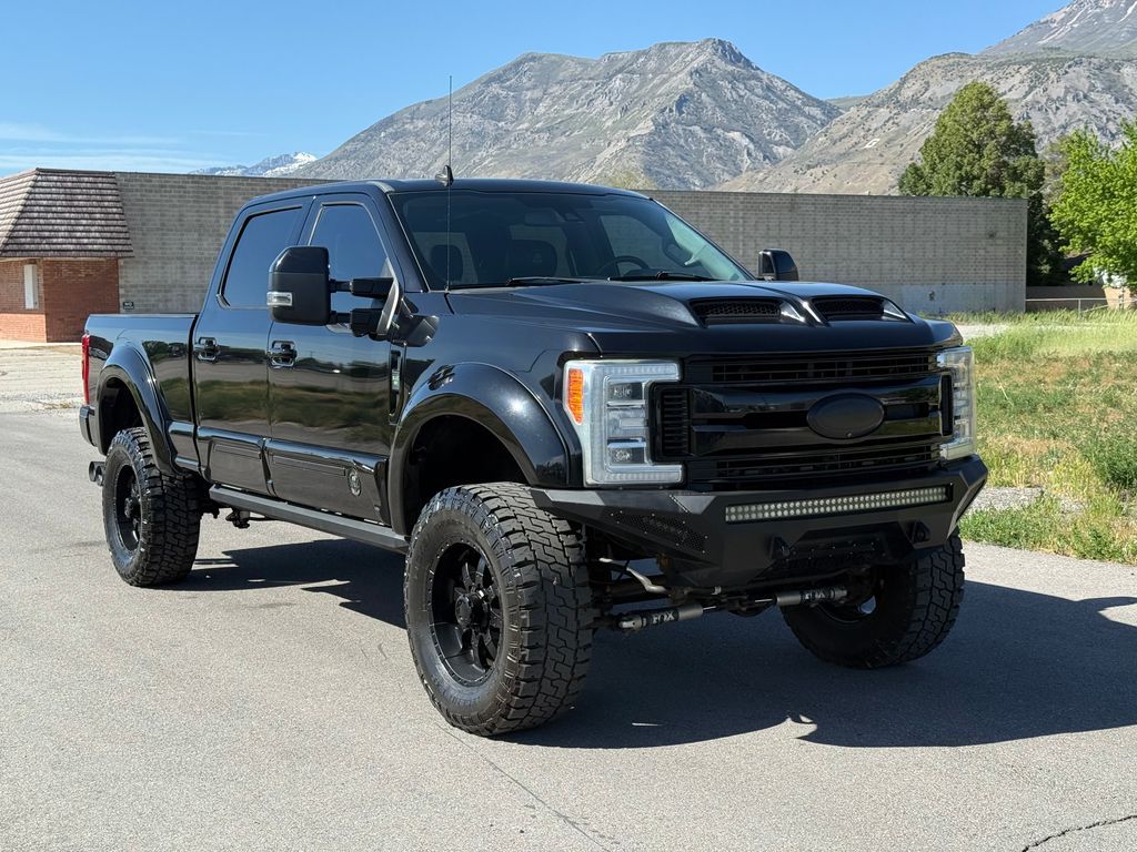 2019 Ford F-250 Super Duty Lariat