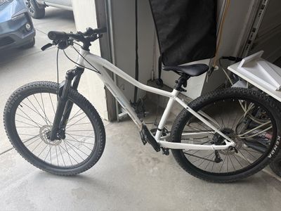 Scott Contesa Active 30