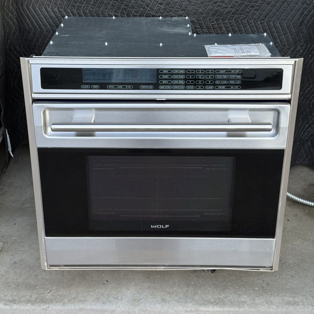 WOLF 30 inch single Electric wall oven